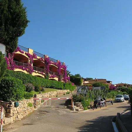 Residenza Chrysalis Bay Lägenhetshotell Porto Cervo